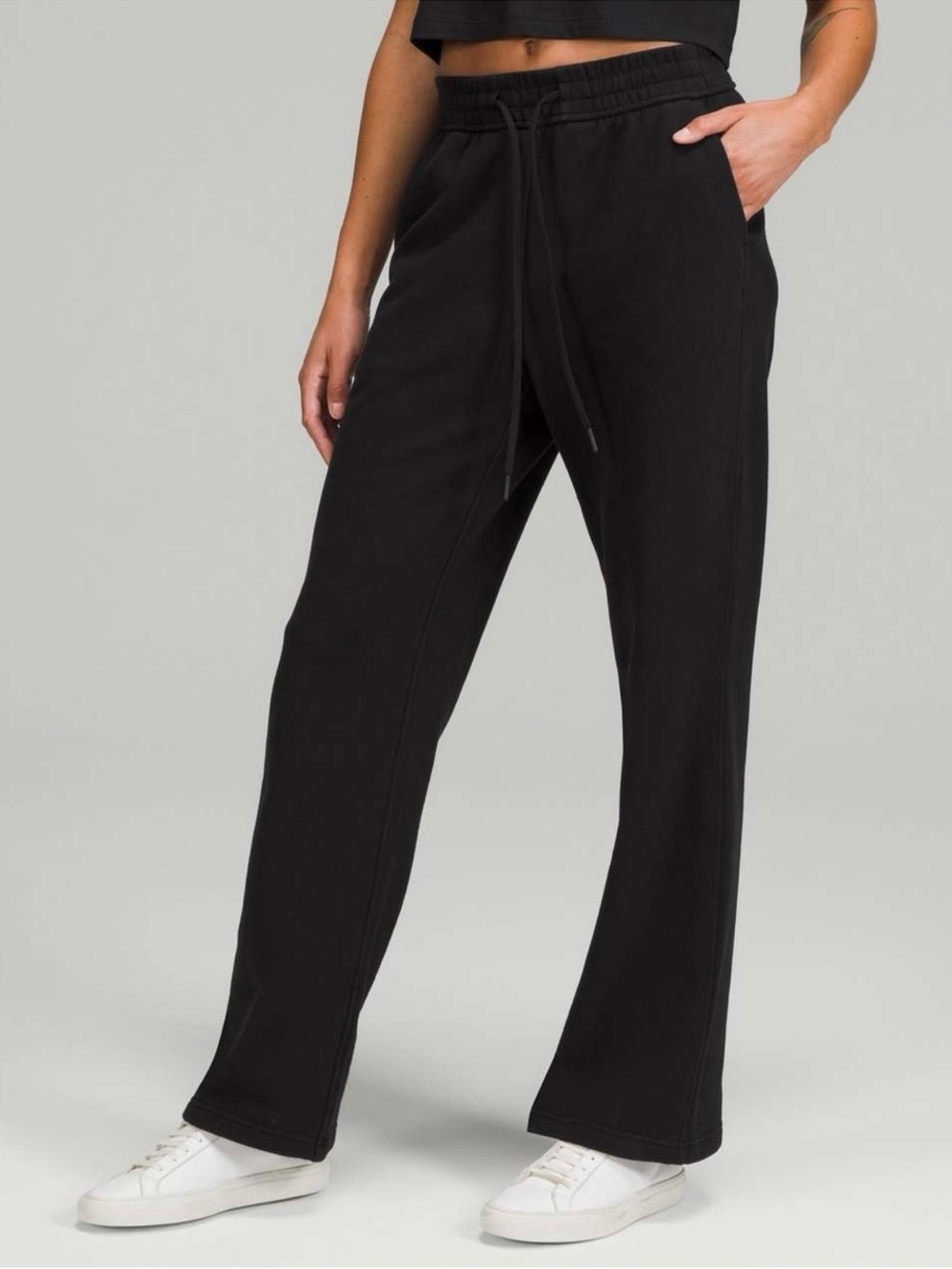 Lululemon Loungeful Straight Leg Pant Size 6 Black